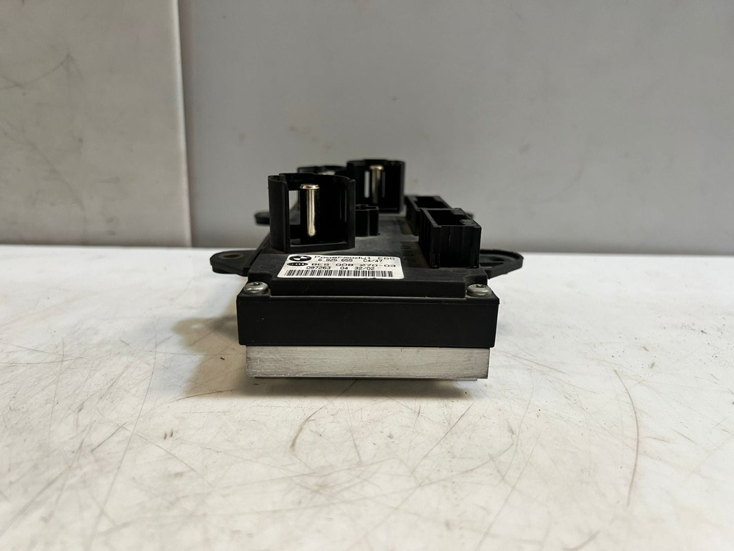 2002-2008 BMW 7 Series E65 E66 Body Power Control Module 6925655 OEM