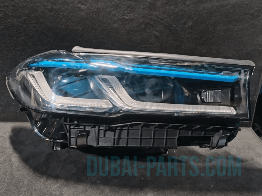 BMW 5 G30 2020 FRONT RIGHT SIDE HEADLIGHT AFTERMARKET  233.141-02-  9879640