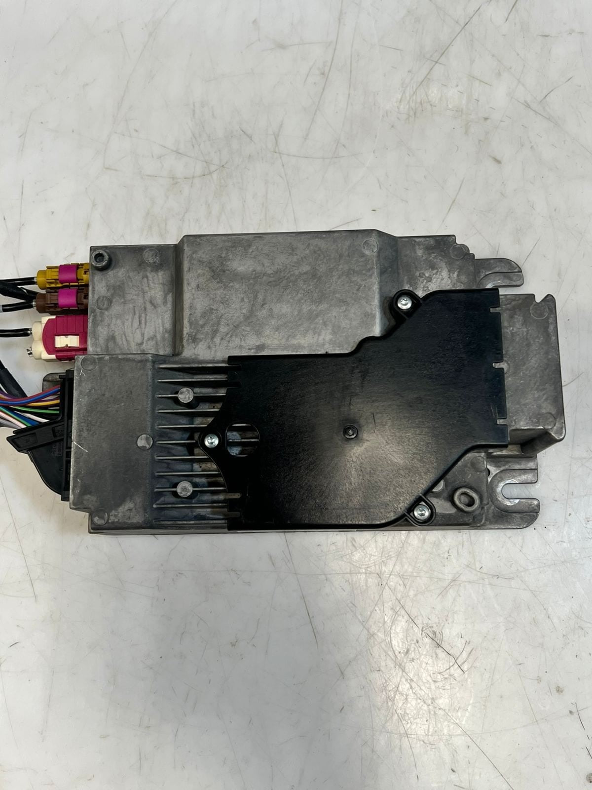 2019-2023 BMW 330i 3 Series G20 G21 HARMAN STEREO Sound Amplifier 9859205 OEM