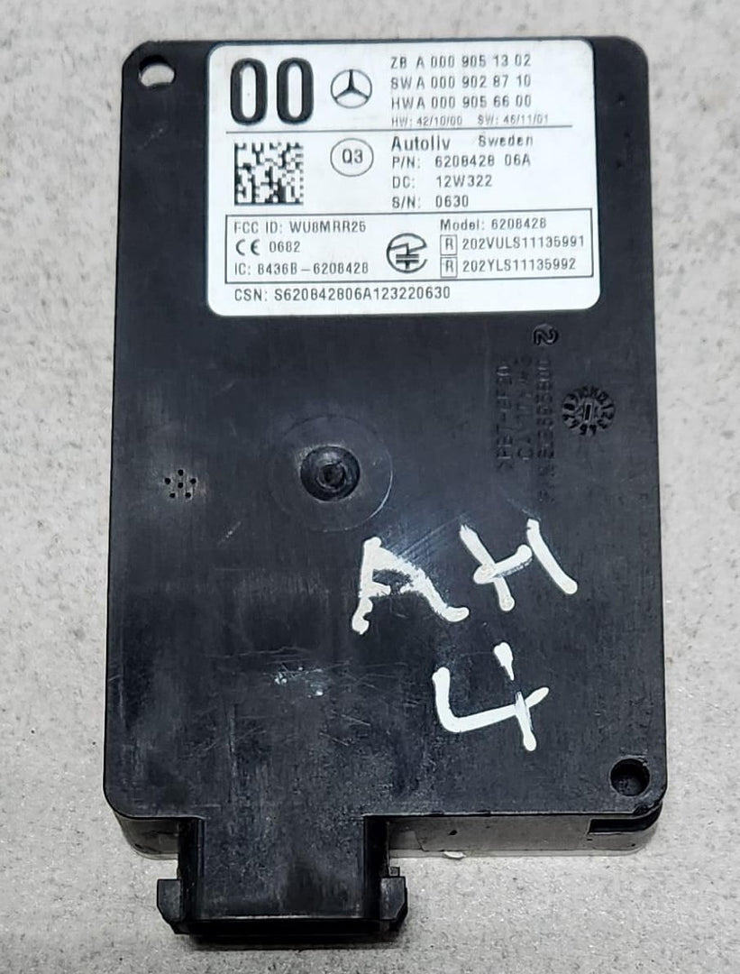 Benz Radar Sensor A0009051302  B-Class W246 W242, A-Class W176, and CLA W156