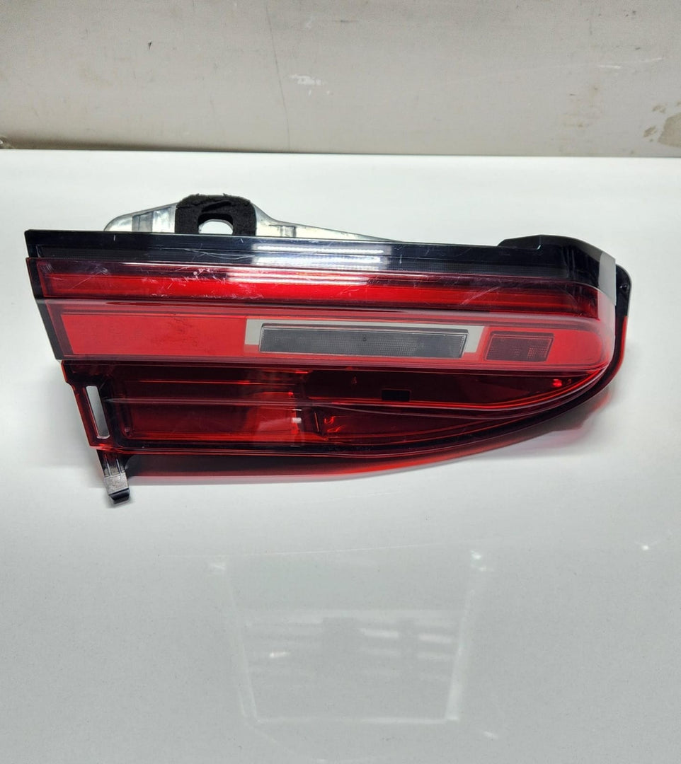 2017-2022 BMW 740i Tail Light Left H7985464302 7 Series G11 and G12 OEM 