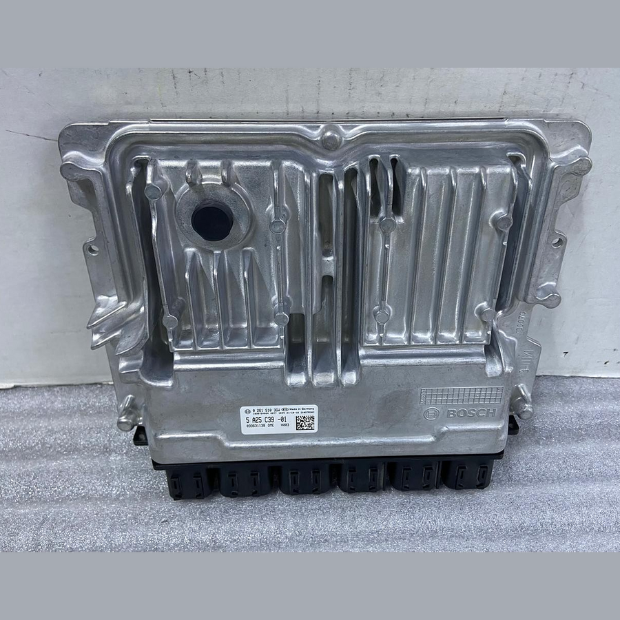 OEM BMW M5 M8 F90 F91 F92 F93 S63 Engine Control Unit ECU Only5A25C39 Brand New