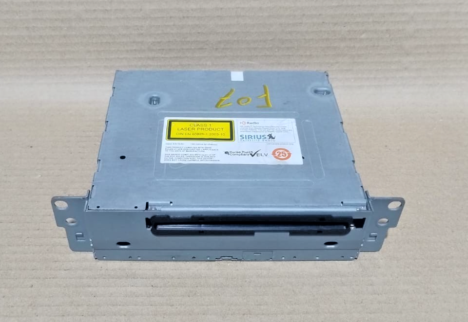 OEM GENUINE BMW F07 BUSINESS CD RADIO HEAD UNIT CIC MODULE 9237202