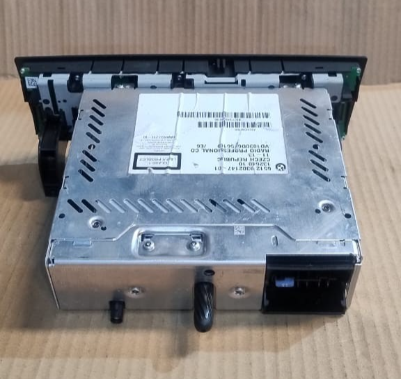 BMW 3 E90 E91 E92 1 E87 E82 E84 RP RADIO  PROFESSIONAL CD HEAD UNIT - 9302147