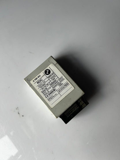 2002-2004 BMW 745i Tire Pressure Control Module 6769053 E65 E66 E67 7'