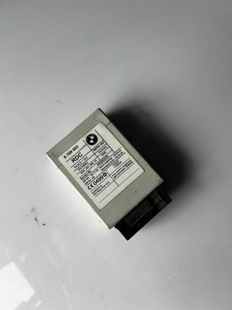 2002-2004 BMW 745i Tire Pressure Control Module 6769053 E65 E66 E67 7'