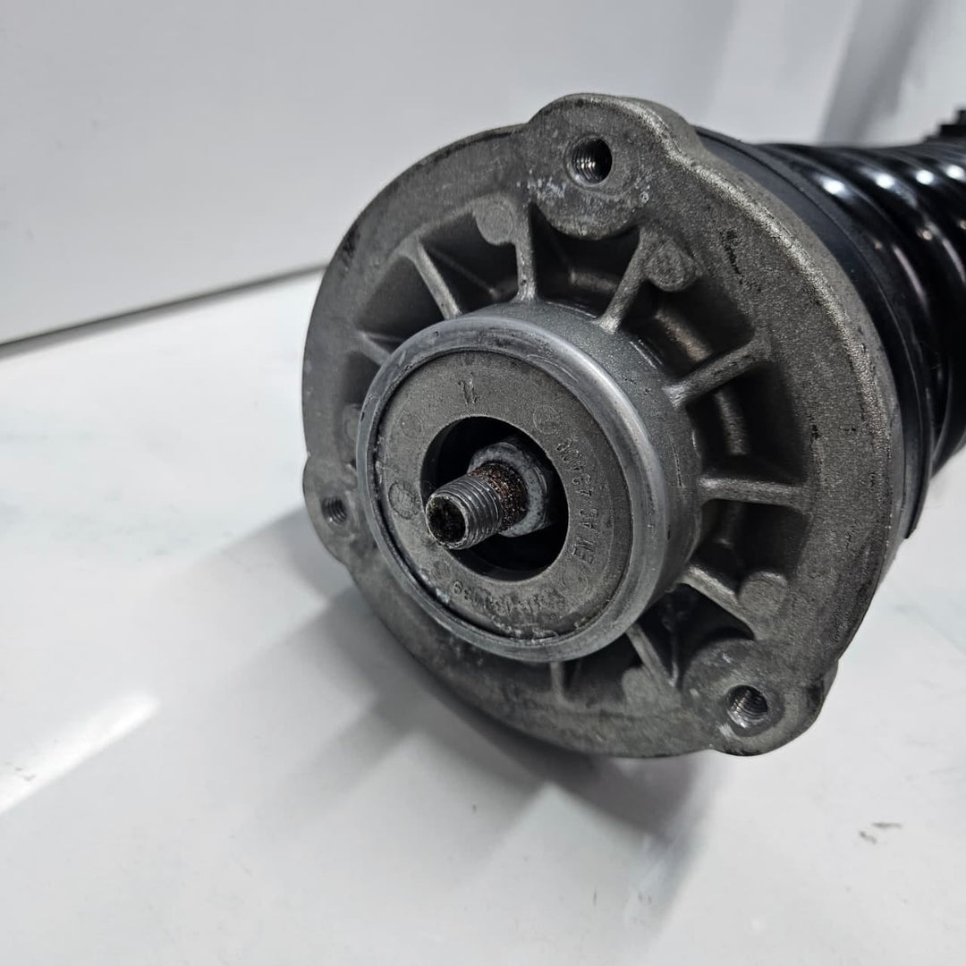 OEM BMW 7 Series F01 F02 F03 F04 Front Left Strut Assembly RWD 6863147