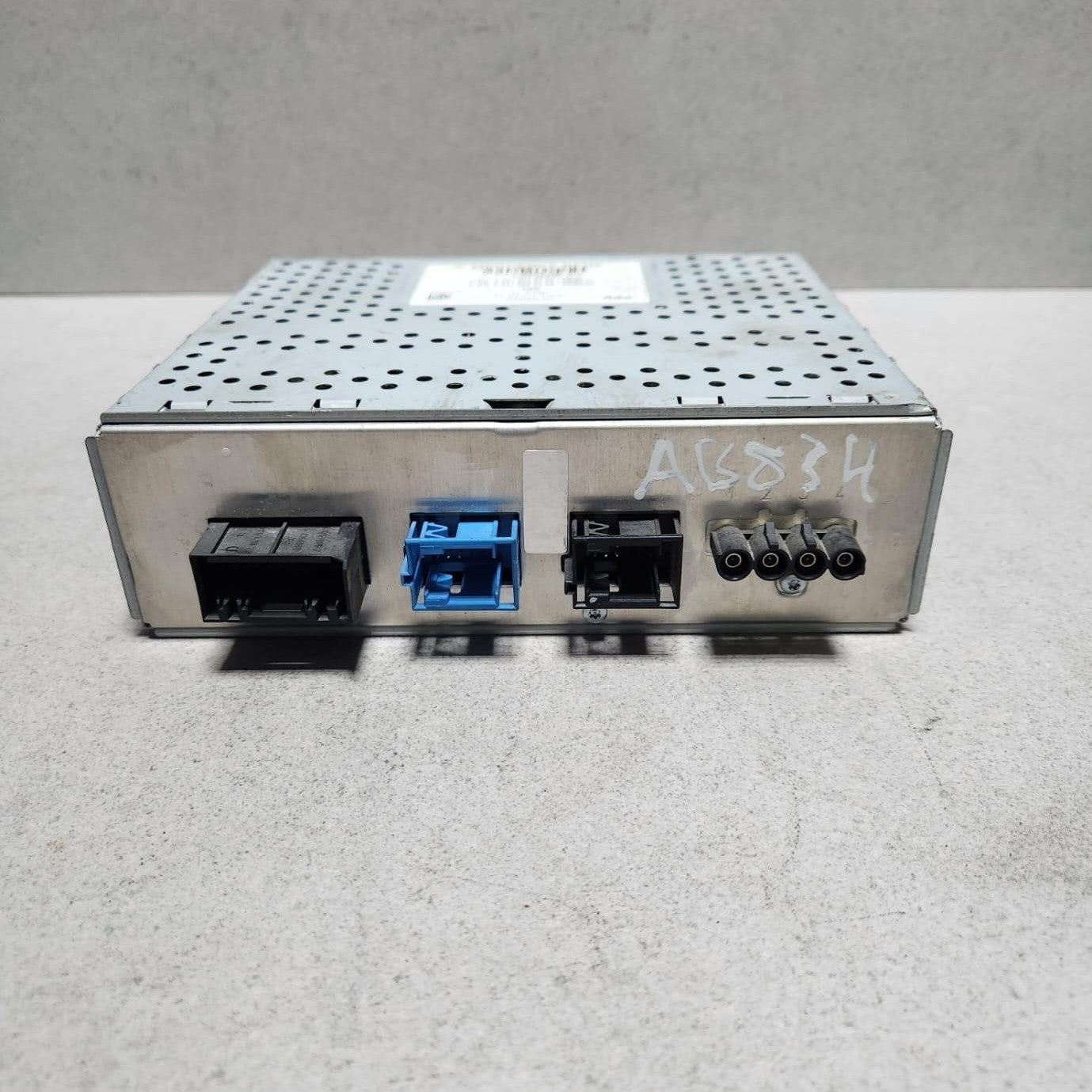 Benz Navigation Control Unit A2219008502 S-Class W221 and G-Class W463