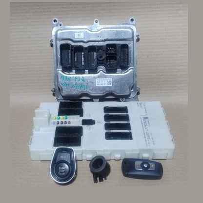 BMMW 420i F32 2013 ENGINE CONTROL ECU UNIT SET DME 8626172