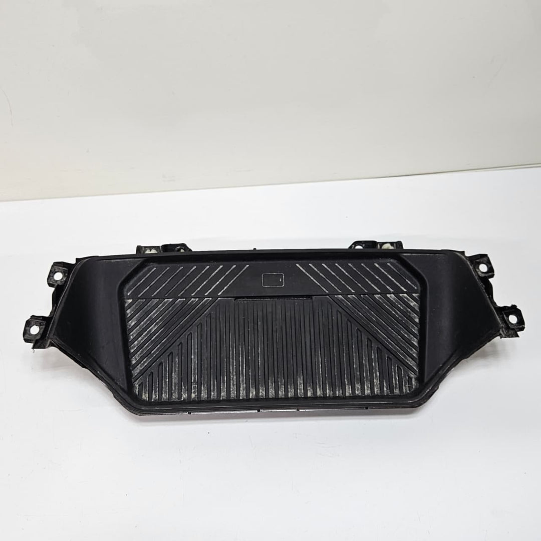 2022-2024 BMW X1 U11, X2 U10, X3 G45, Wireless Charging Tray 5A623B0