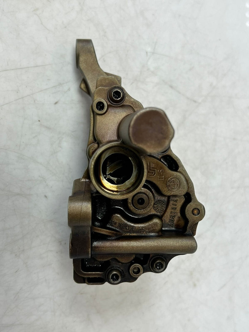 2007-2013 BMW 328i E90 E91 E60 E66 E93 335i 525xi Engine Oil Pump 7545939 OEM
