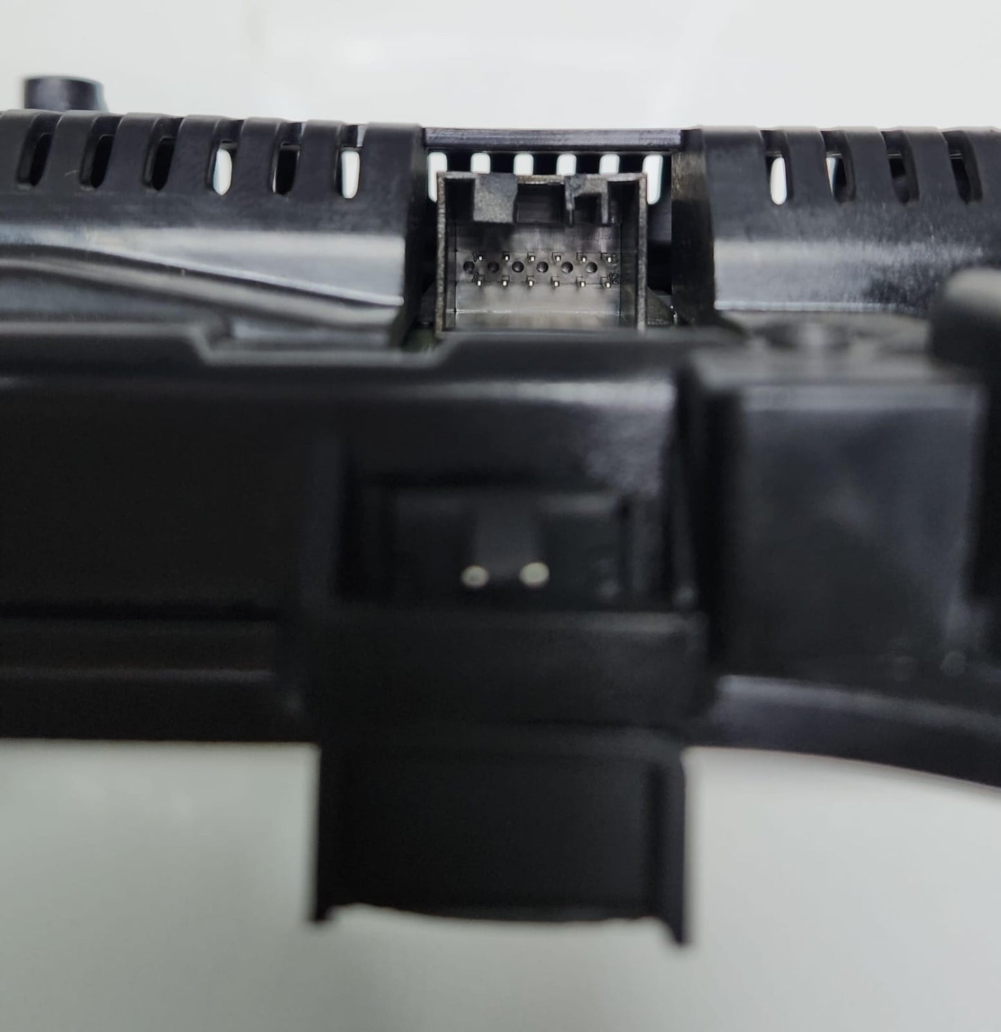 18-24 BMW X3 Instrument Cluster 8723301 G20 G21 G30 G31 G11 G05 G07 G14 OEM