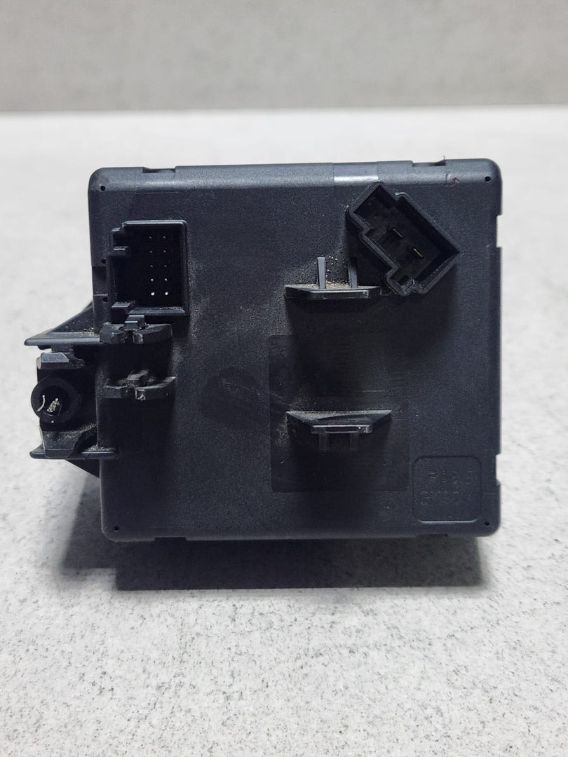 2008-2014 Mercedes-Benz C300 Ignition Switch Module Lock A2079052600