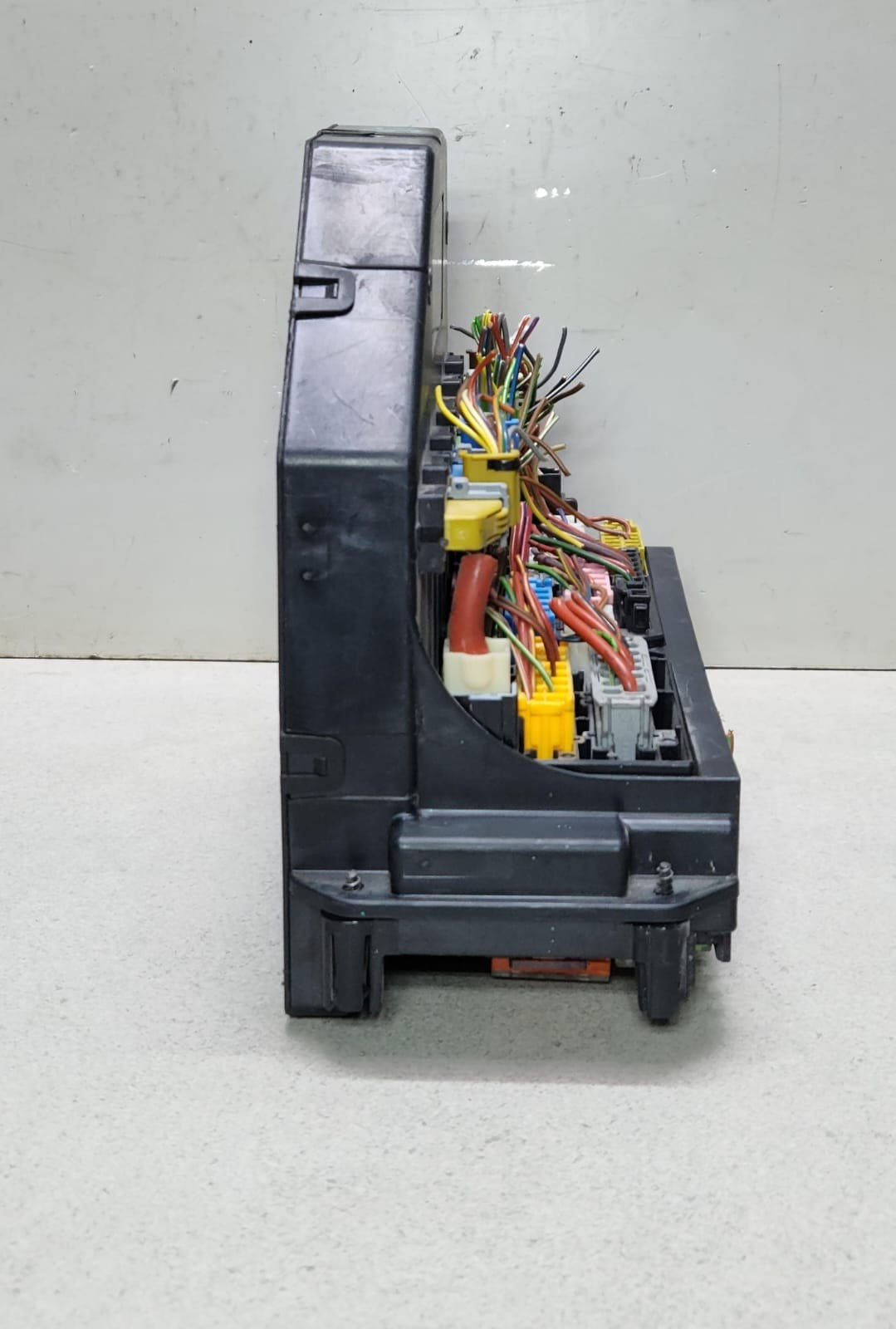 2014 Mercedes-Benz E300 Front Fuse Box Sam Control Unit A2129009025 W212 W204 