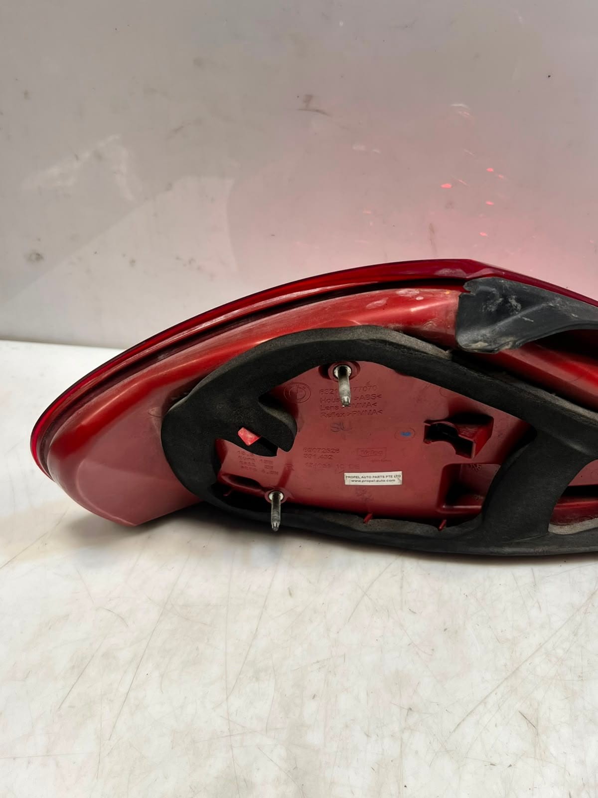 2008-2010 BMW M6 6 Series E63 E64 LCI Rear Right Tail Light TRUNK LID 7177070