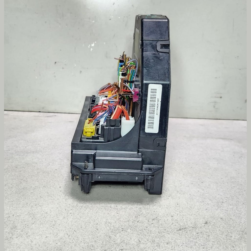 Mercedes-Benz SAM Control Module Front A2129005822 C-Class W204 W212 W207