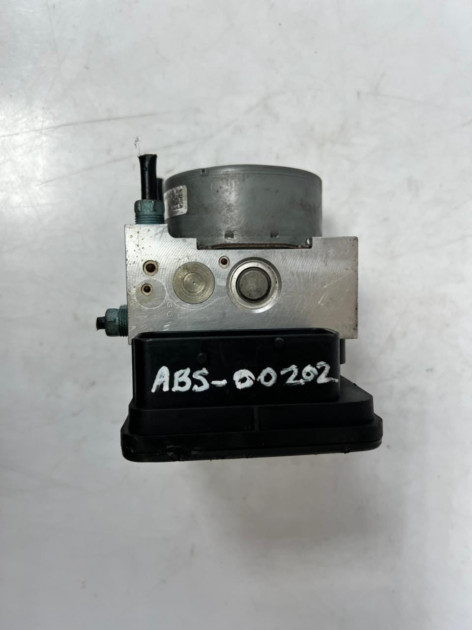 2014-2016 BMW F30 328i F20 320i 335i Abs Anti-Lock Brake Pump Module 6870912 OEM