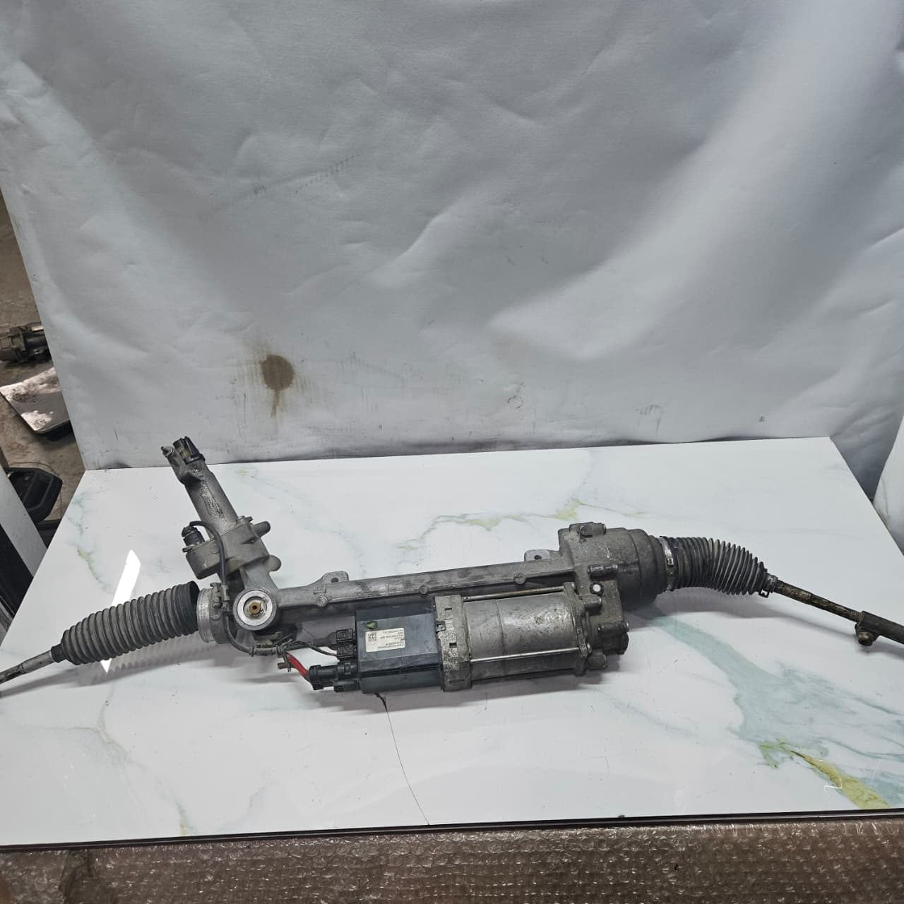 OEM BMW F20, F21, F22, F30 Power Steering Rack RHD 6854982 OEM