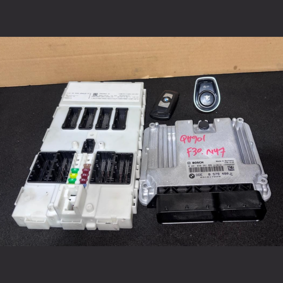 BMW OEM N47N F30 ENGINE CONTROL UNIT DDE ECU SET 8579480