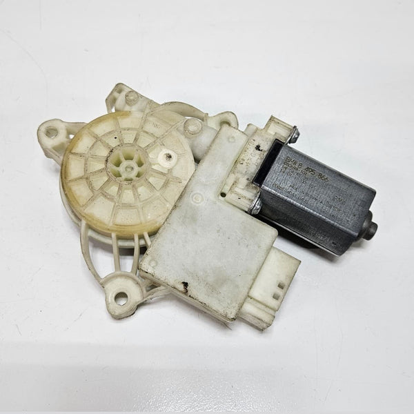 2020 BMW G20 G21 M340i Window Regulator Motor 8495866 Front Right