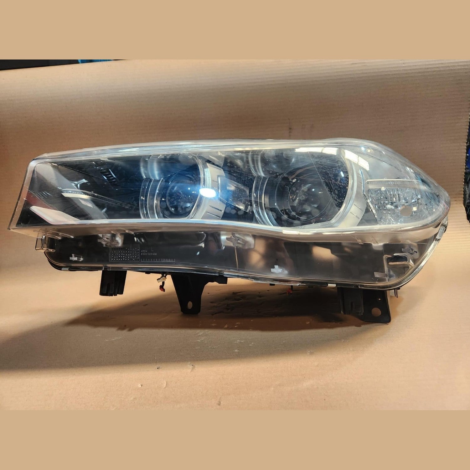 2013-2018 BMW X5 Left Xenon Headlight 7290053 X5 F15 and X6 F16 