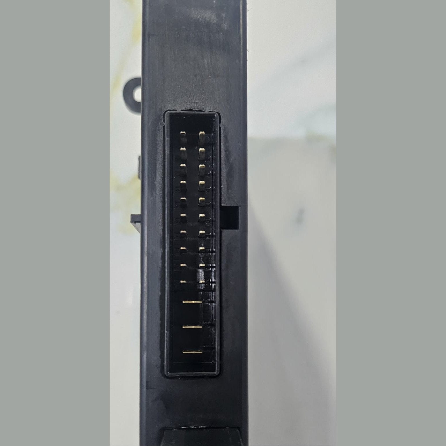 OEM BMW X1 E84 20d XDRIVE JUNCTION BOX MODULE 9298948