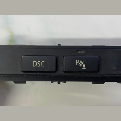 OEM BMW E60 E61 525i 545i Centre Console Switch centre DSC PDC 6944962