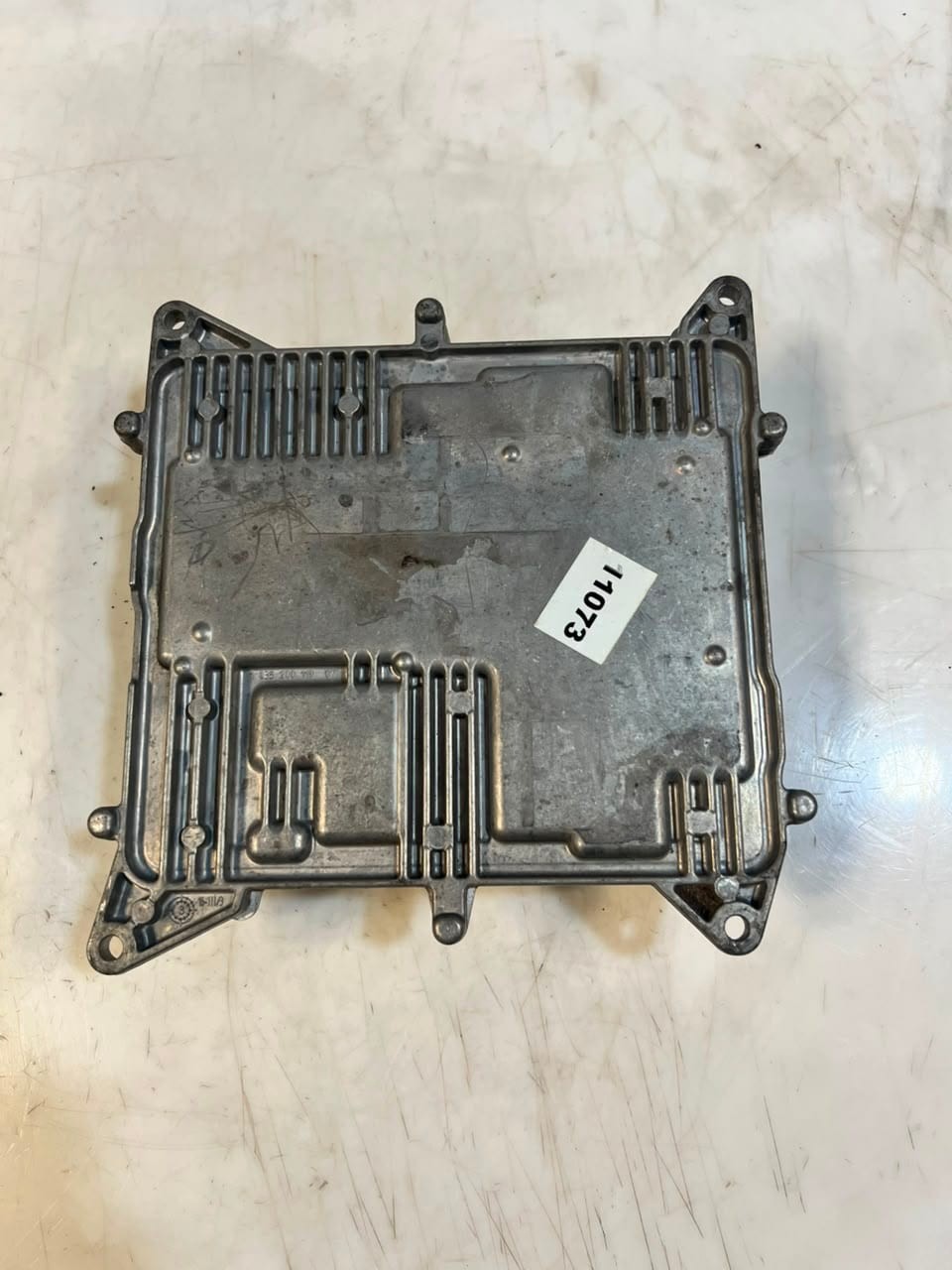2012-2015 BMW 328i F22 F10 N20 Engine Control Module ECU/DME ONLY 8631689 OEM