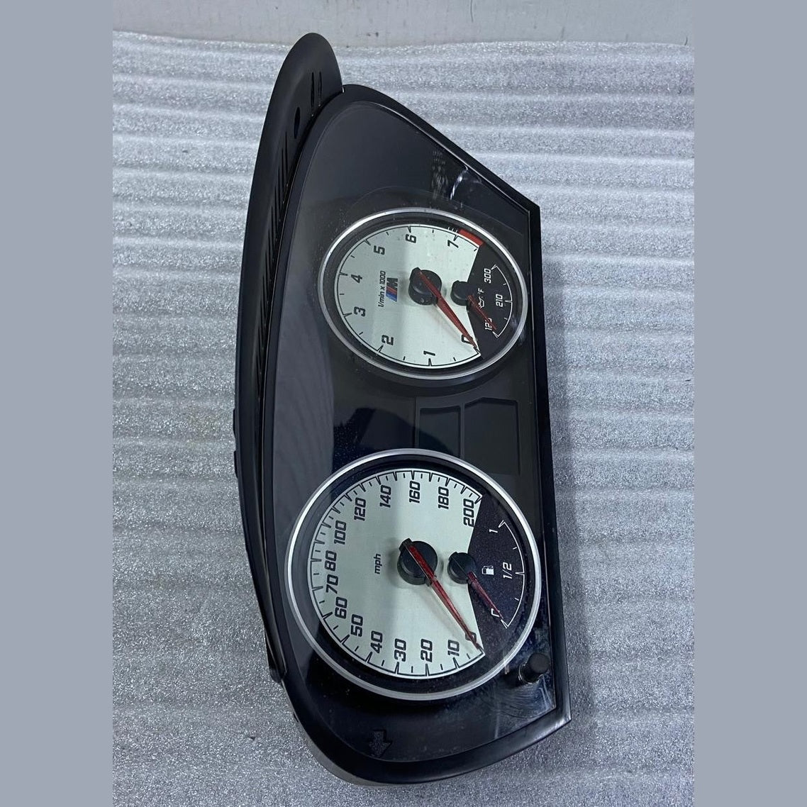 OEM BMW 535xi E60 E61 Speedometer Instrument Gauge Cluster 9194887