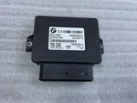 قم بتحميل الصورة إلى عارض الصور، OEM BMW F10 F11 F12 EMF Module Parking Brake Unit Electric Control 6863800