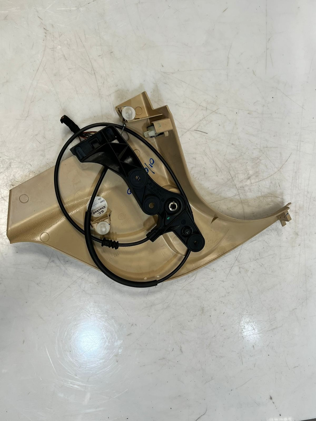 2013-2016 BMW F30 F31 F32 F33 F34 F35 F36 328i LOWER Kick Panel Trim 7221903 OEM