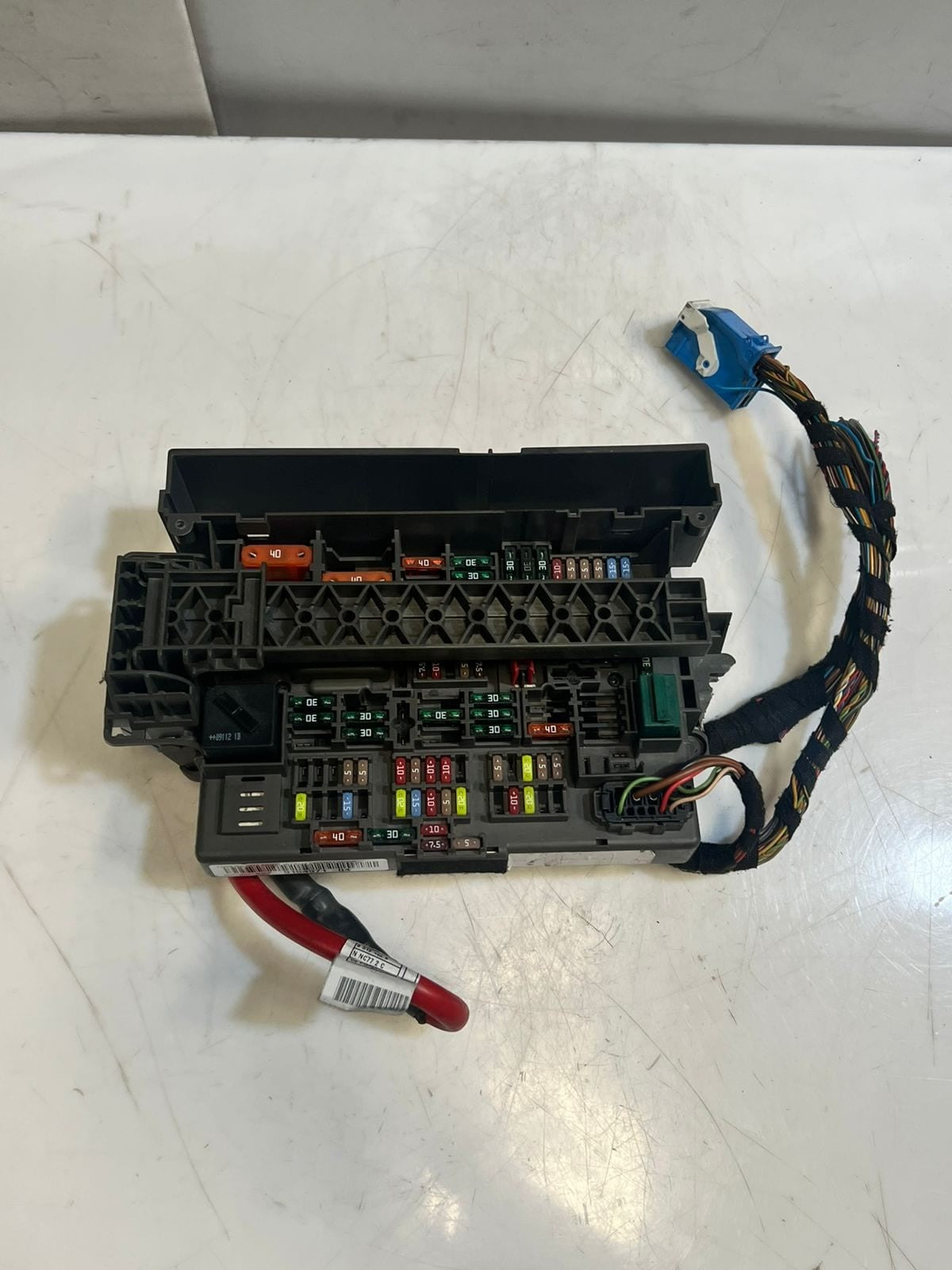 BMW Z4 E89 Sdrive18i Power Distribution Fuse Box Front Plastic Metal 9154971 OEM