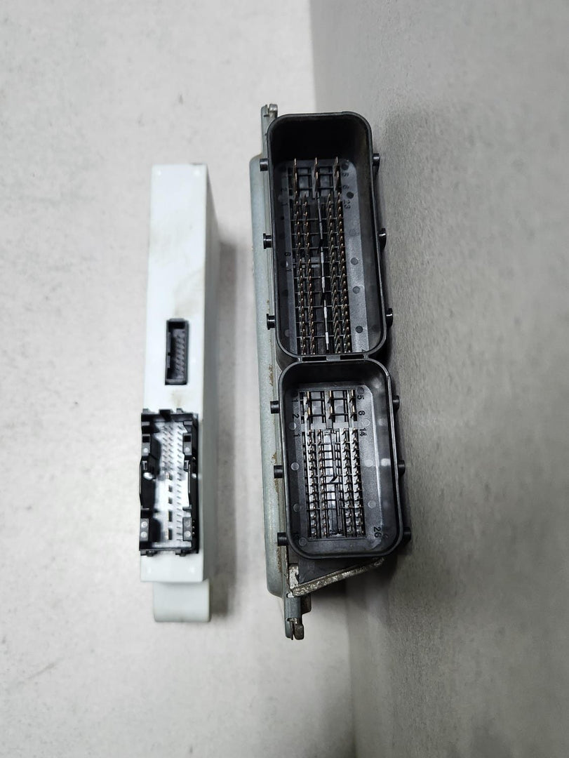 2006-2007 BMW 525i Engine Control Module MSV70 7559178 E90 E91 E60 E61 