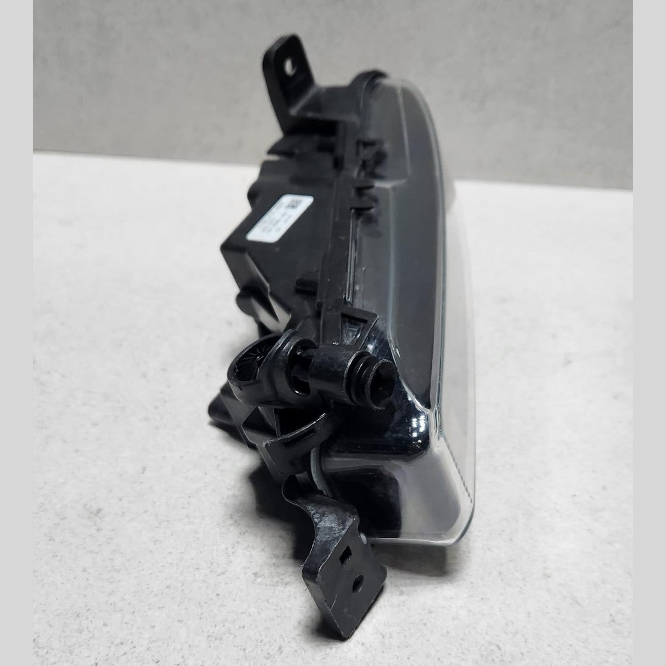 2015-2022 BMW X1 Front Right Fog Light 8089526 X3 X4 OEM