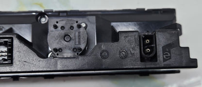 2004-2008 BMW 5 Series E60 E61 525i Climate Control Unit 6946981 OEM