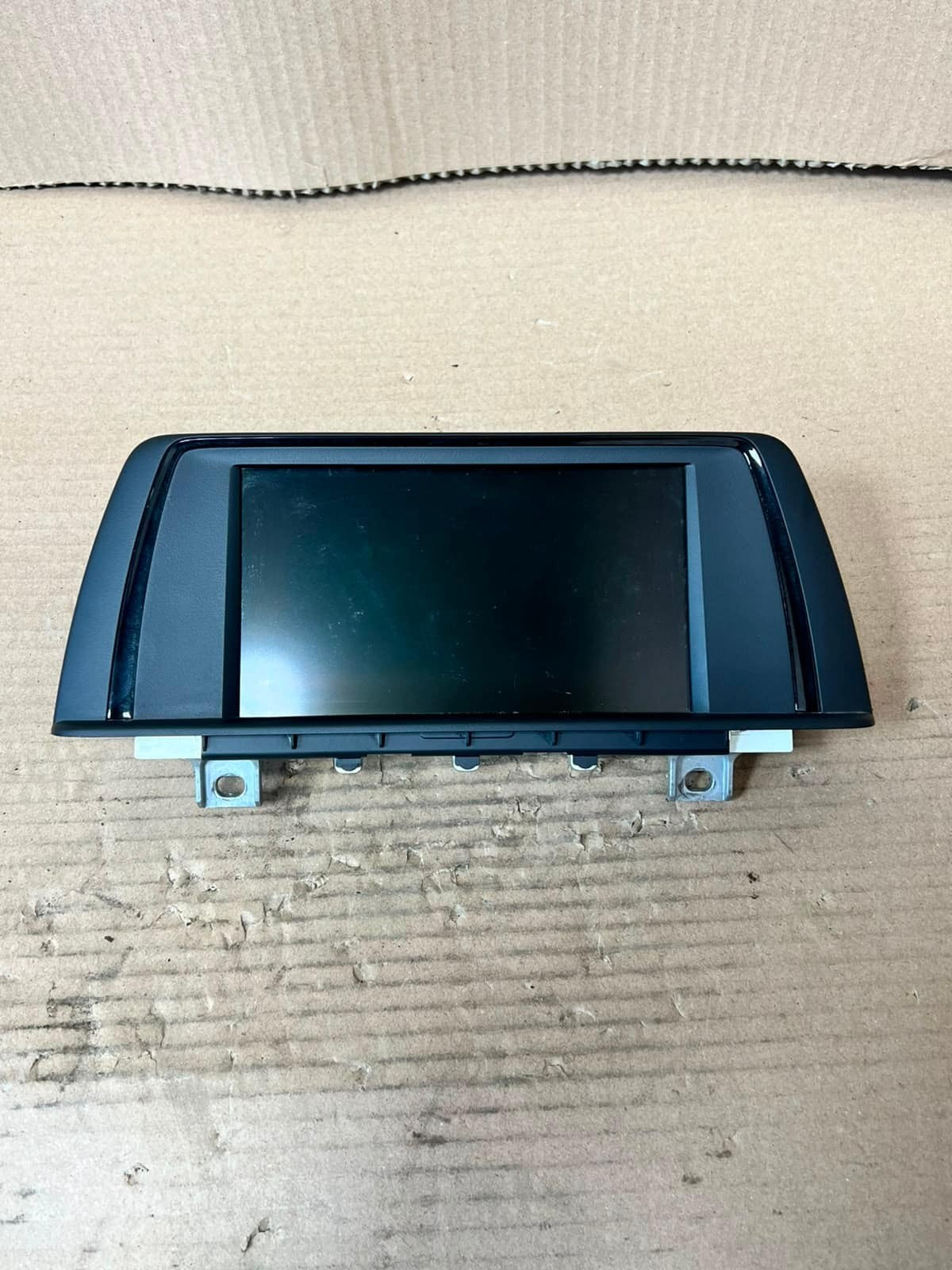 BMW 1 SER 116I F20 F21 Dashboard Multimedia 6.5 CID Display Screen 9262752 RHD