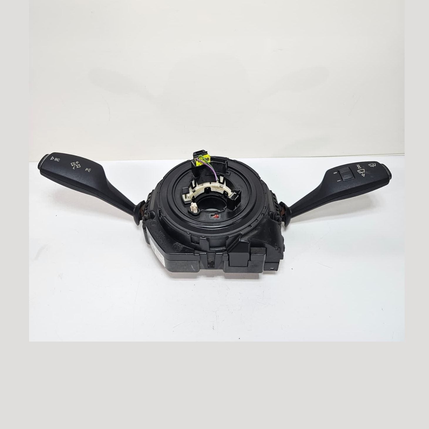 2014-2016 BMW  328D, 328i, X3 Steering Column Switch 9242282-02