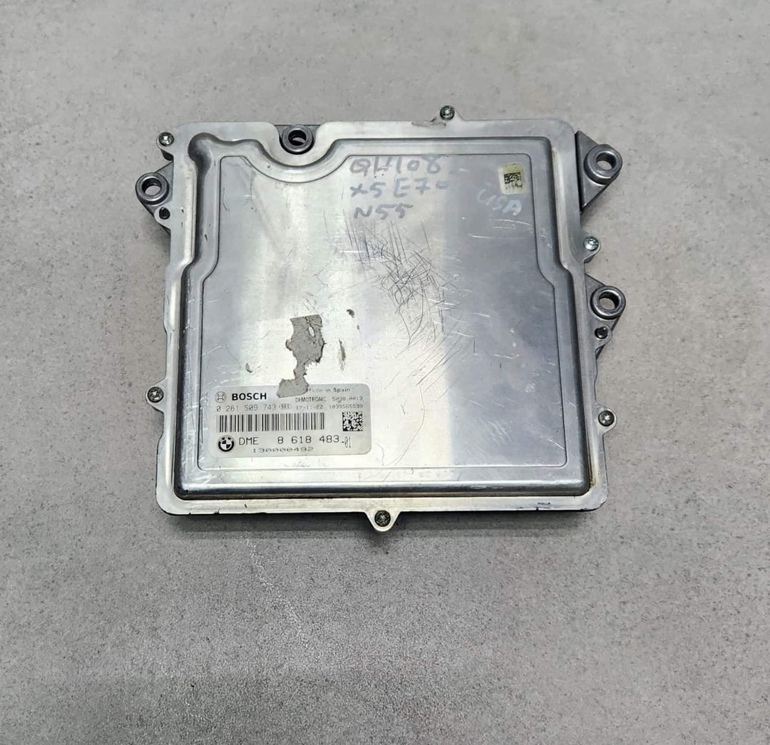 2011-2012 BMW X5 Engine Control Module 8618483 E70 E82 E88 E90 E92 E93 