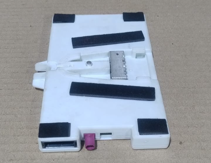 OEM BMW X5 G05 F44 TELEMATIC COMMUNICATION BOX ANTENNA MODULE -  5A5CE25