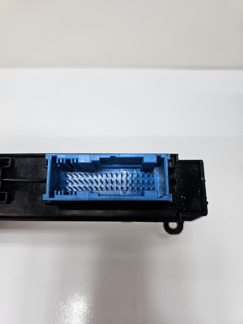 BMW F01 ECU Body Control Module Unit Junction Box Pl6 JBBFE III V5 9252330
