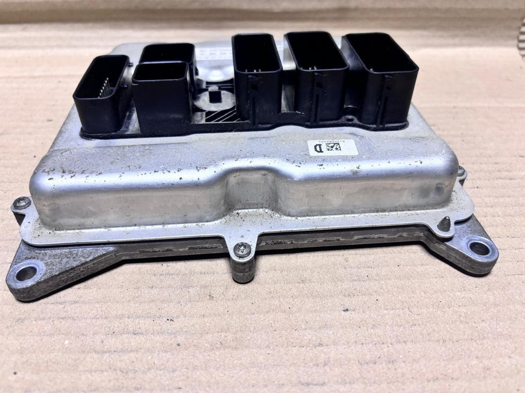 BMW F30 320I GASOLINE N20 ENGINE CONTROL UNIT ECU ONLY -  8606306