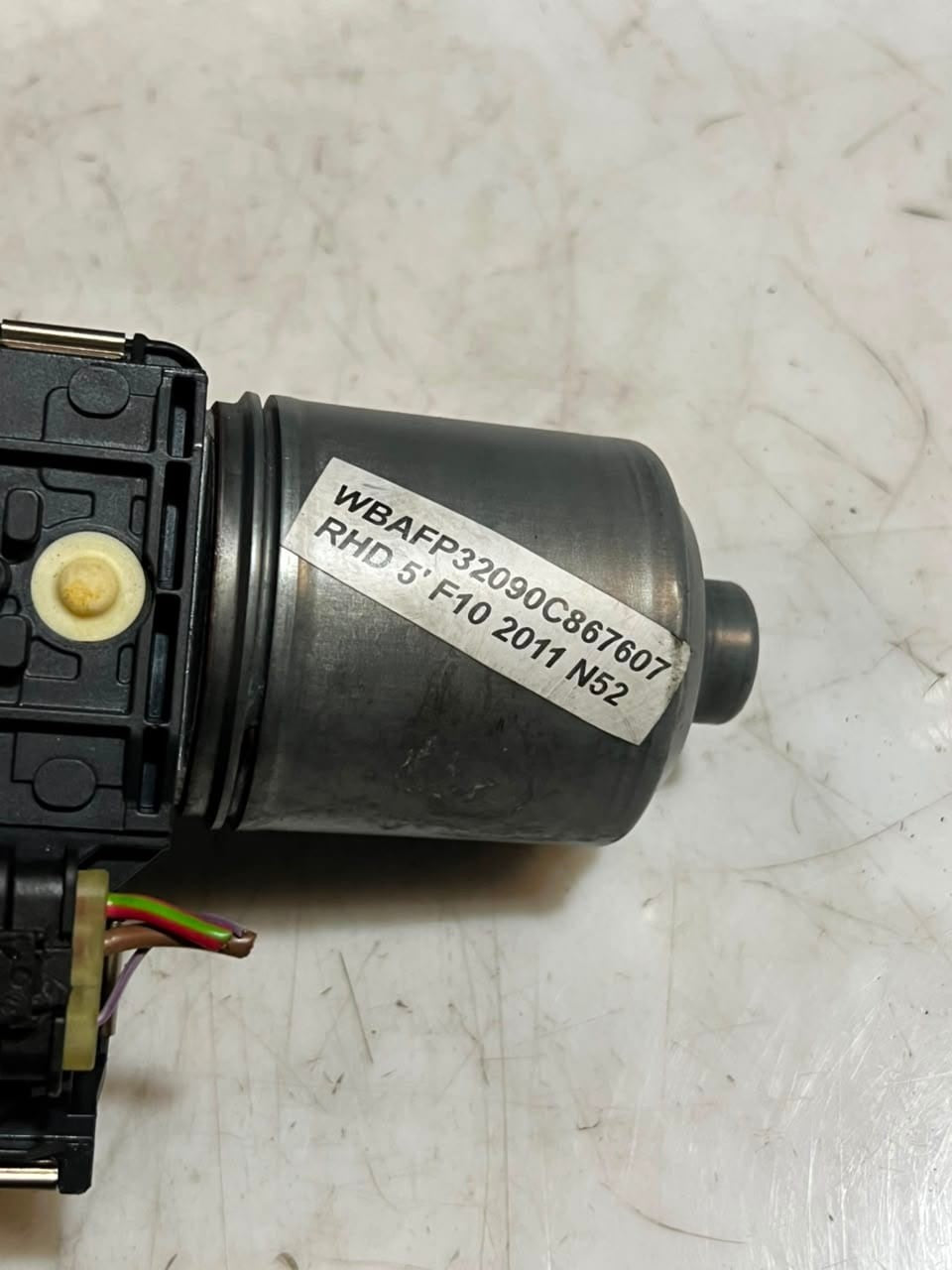 2011-2016 BMW 5 Series F10 F11 Front Wiper Motor and Linkage 7305562 OEM