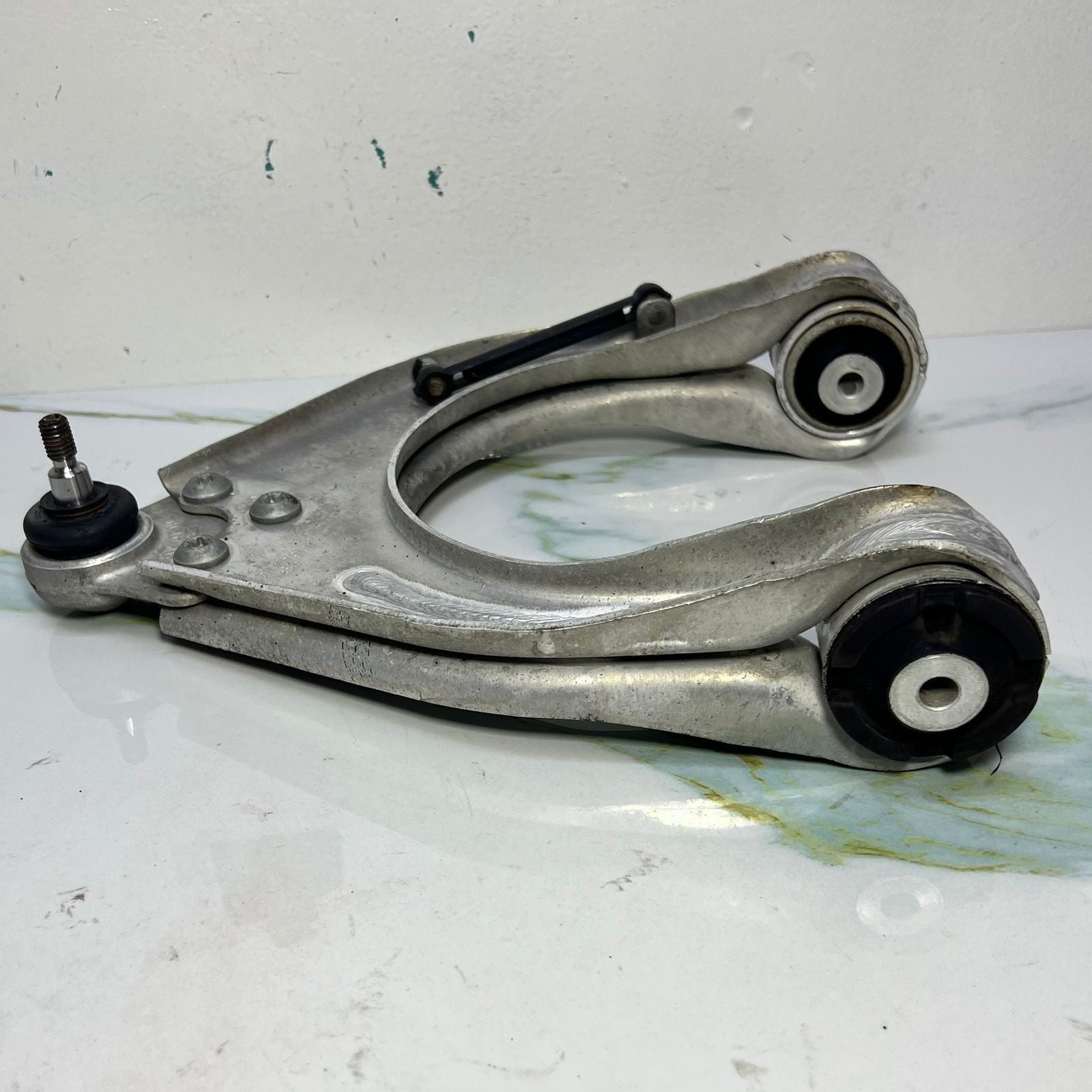03-09 Mercedes W211 E-Class E320 Front Right Passenger Side Upper Control Arm