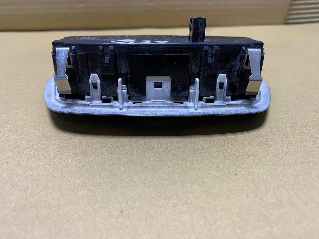 BMW Headlight Switch 9472970 5 Series G30 F90 530E 530I M5 520I 2017-2022