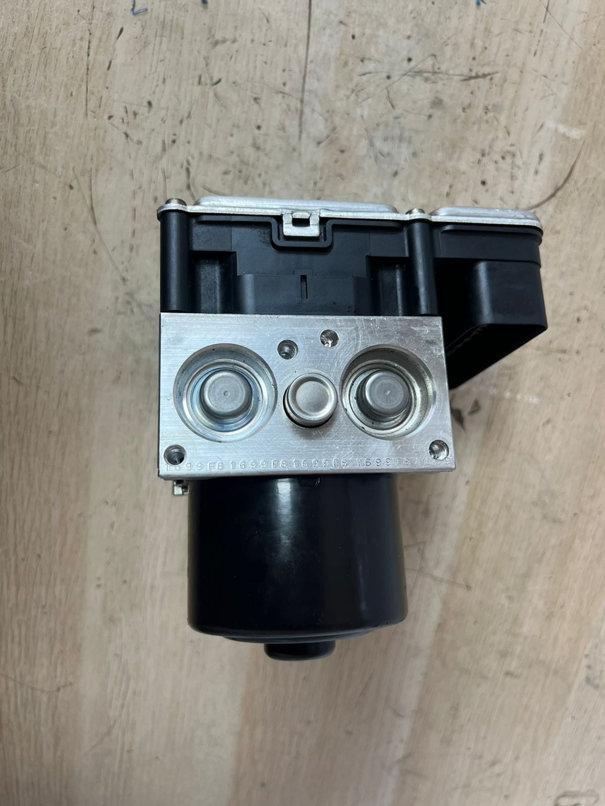BMW X3 F25 X4 F26 ABS Pump Hydraulic Unit ABS P/N 6877722