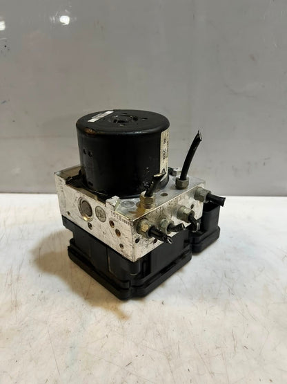 2009-2013 BMW E90 E92 E93 E91 128i ABS Pump and Control Unit 6790146 OEM