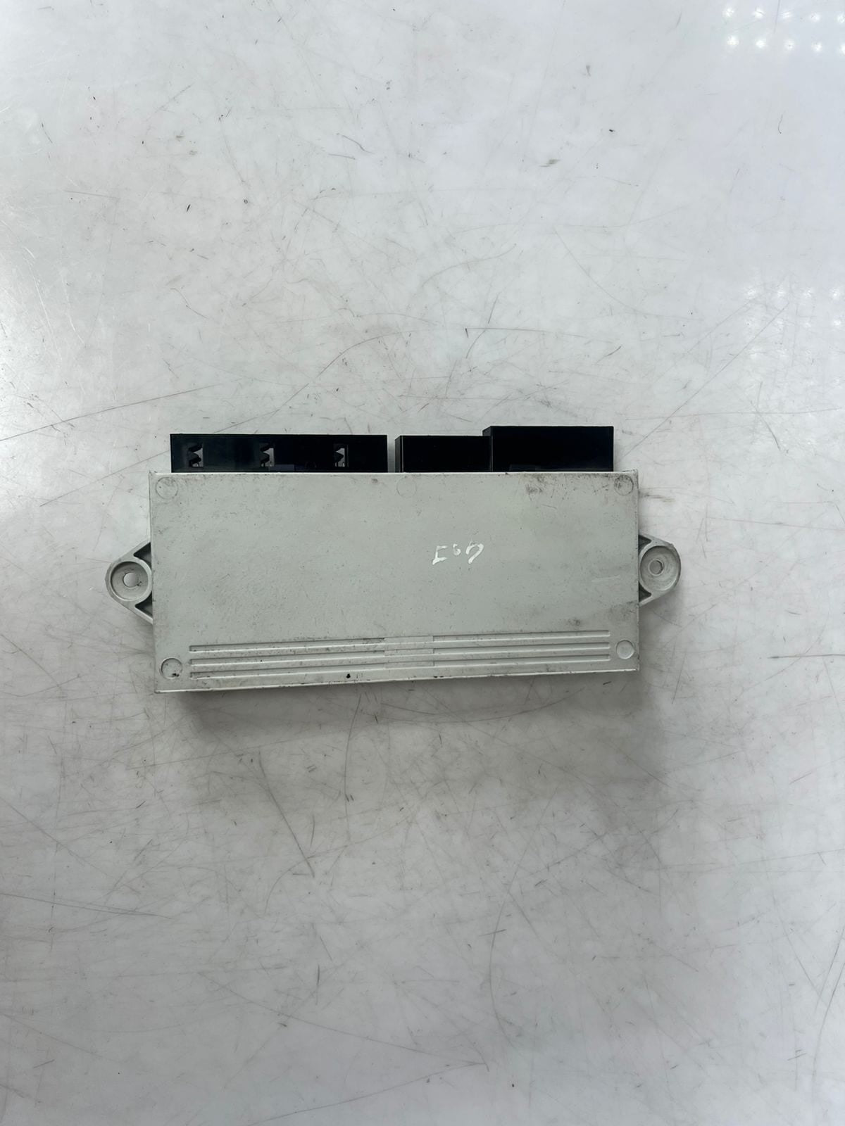 2002-2005 BMW 745i 745Li E65 E66 Door Control Module 6947121 OEM