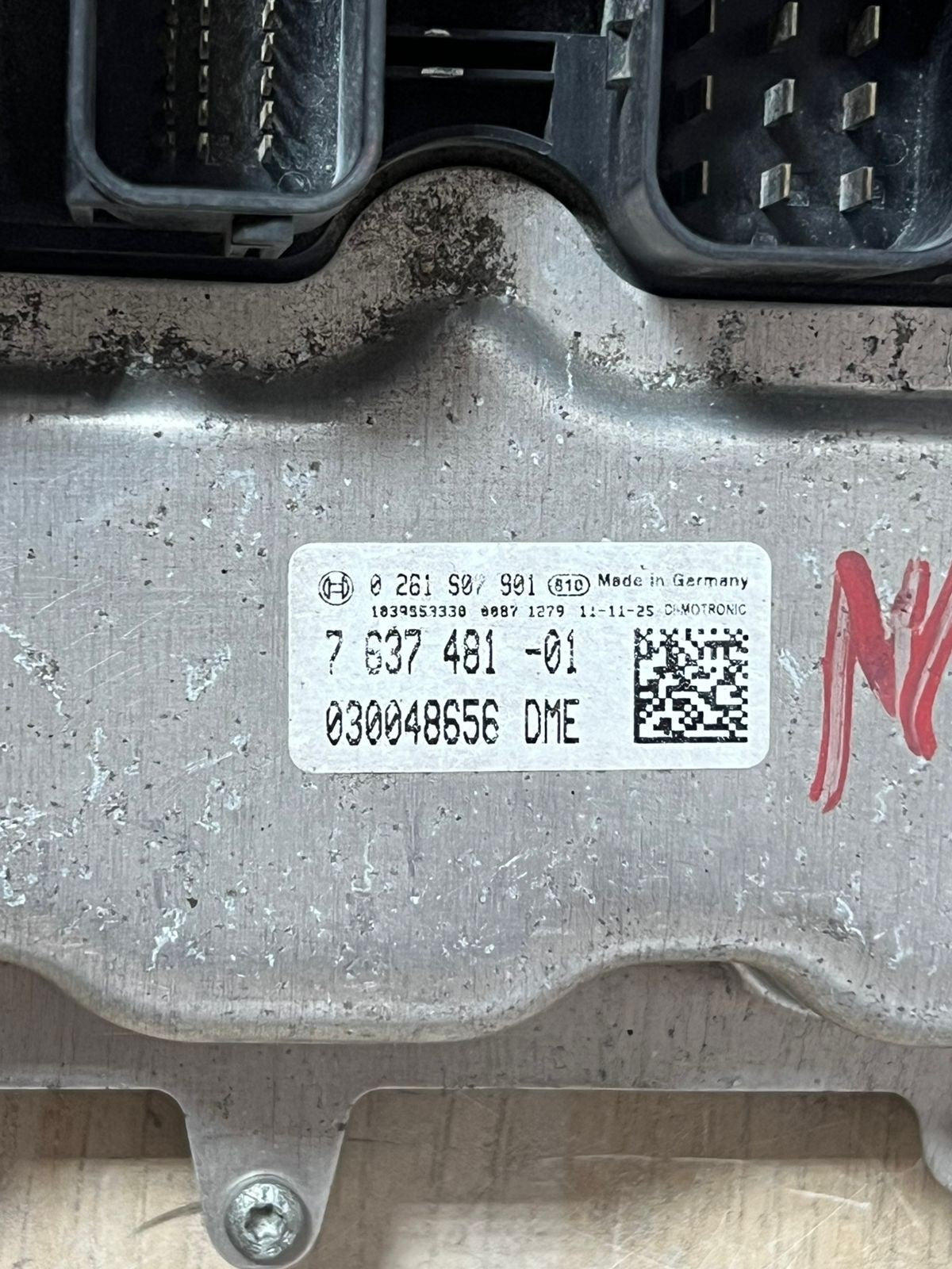 BMW 3 F30 F35 F31 F10 N20 2014 Engine control unit module ECU 7637481