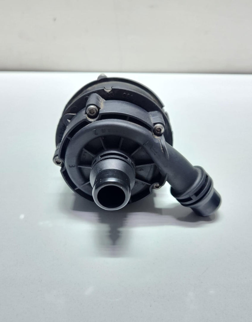 2017-2021 BMW 330i Auxiliary Water Pump 8637953 1, 2, 3, 4, and 5 Series