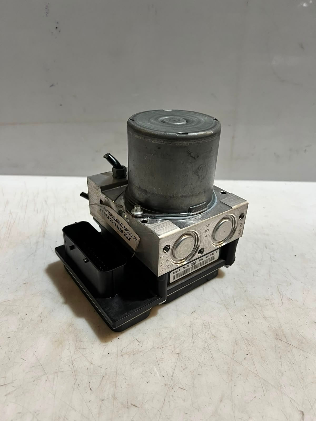 2010-2015 BMW X1 E84 2.0L PRE-LCI ABS Pump Hydraulic Unit 6850230 OEM